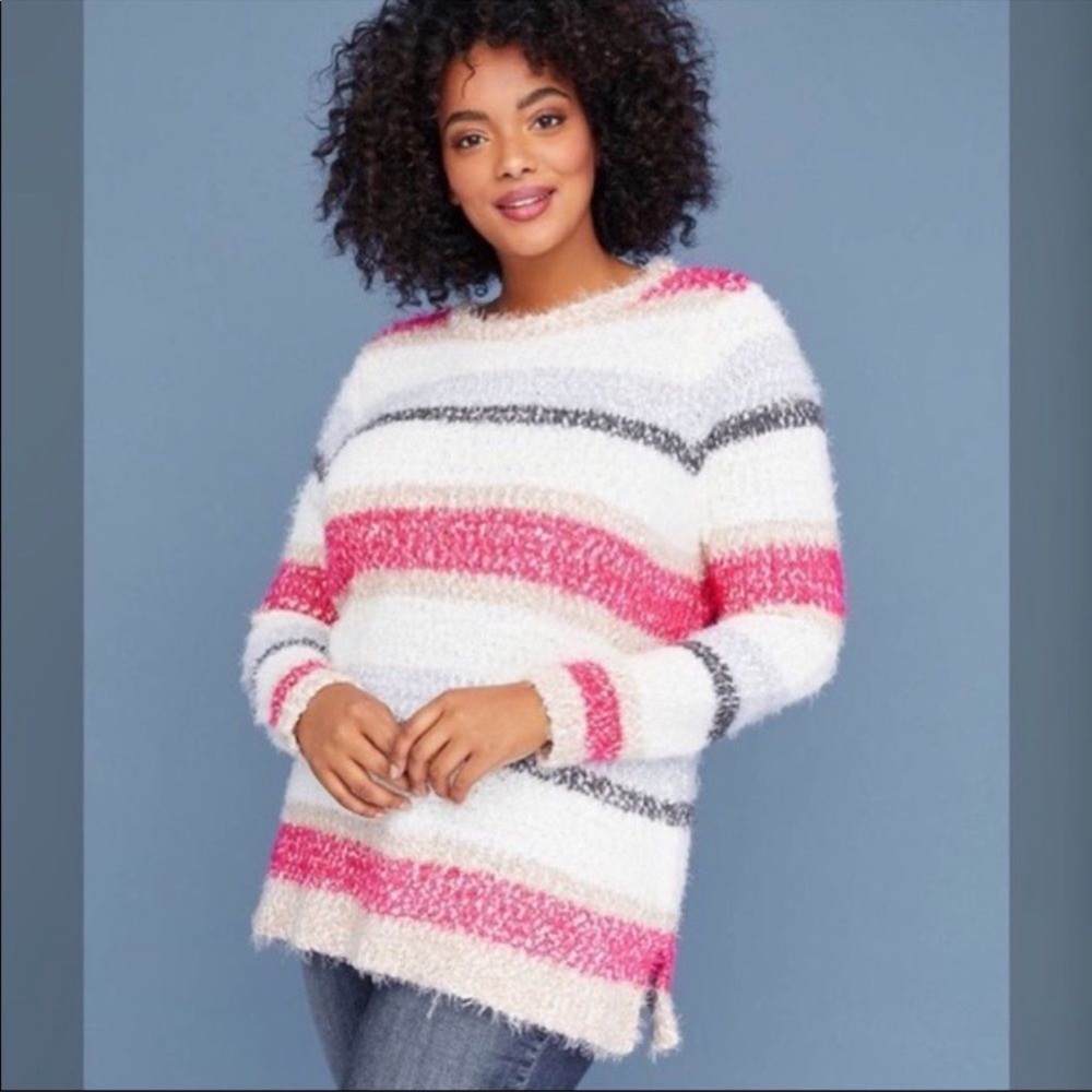 26/28 LANE BRYANT SWEATER